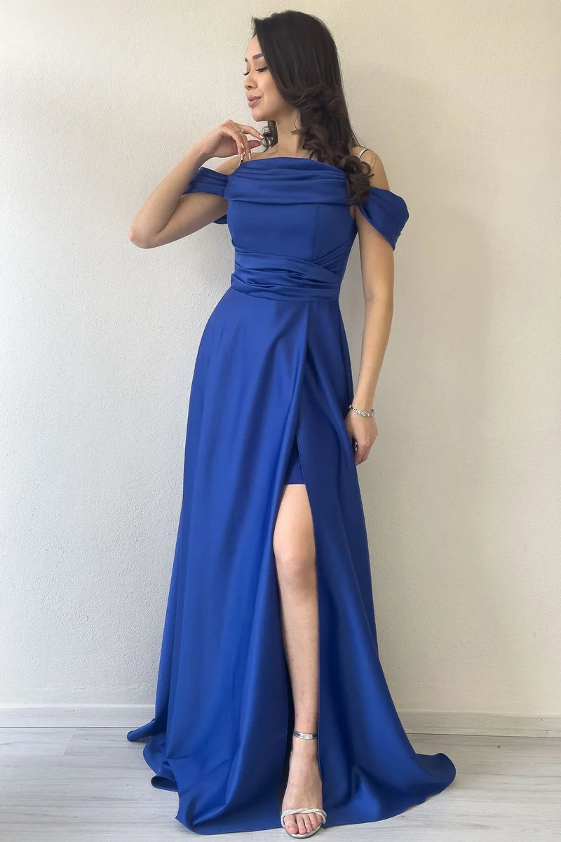Women's Saxe Bluesi Taş Strap Off-Shoulder Satin Slit Evening Gown