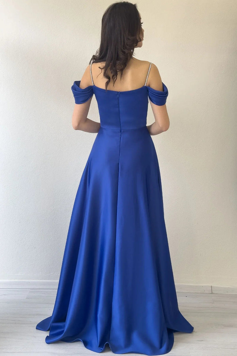 Women's Saxe Bluesi Taş Strap Off-Shoulder Satin Slit Evening Gown