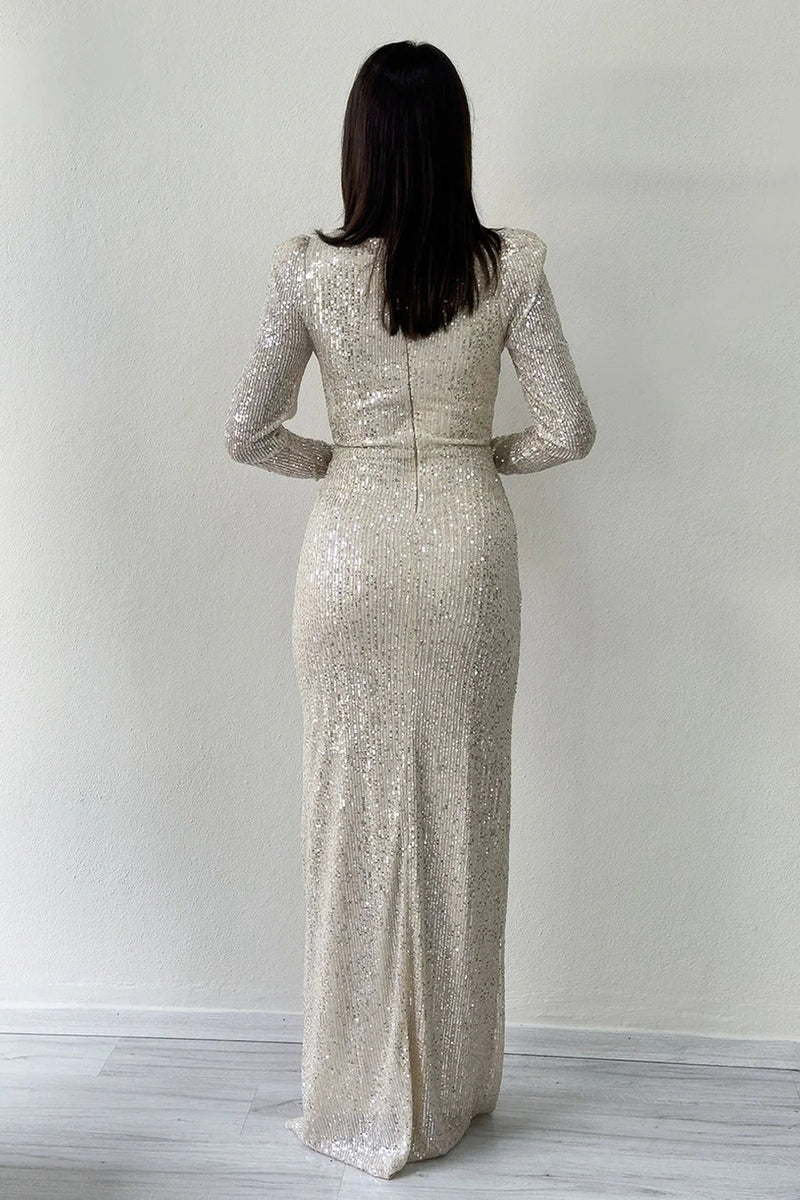 Beigefarbenes Maxi-Abendkleid mit Pailletten und Federdesign