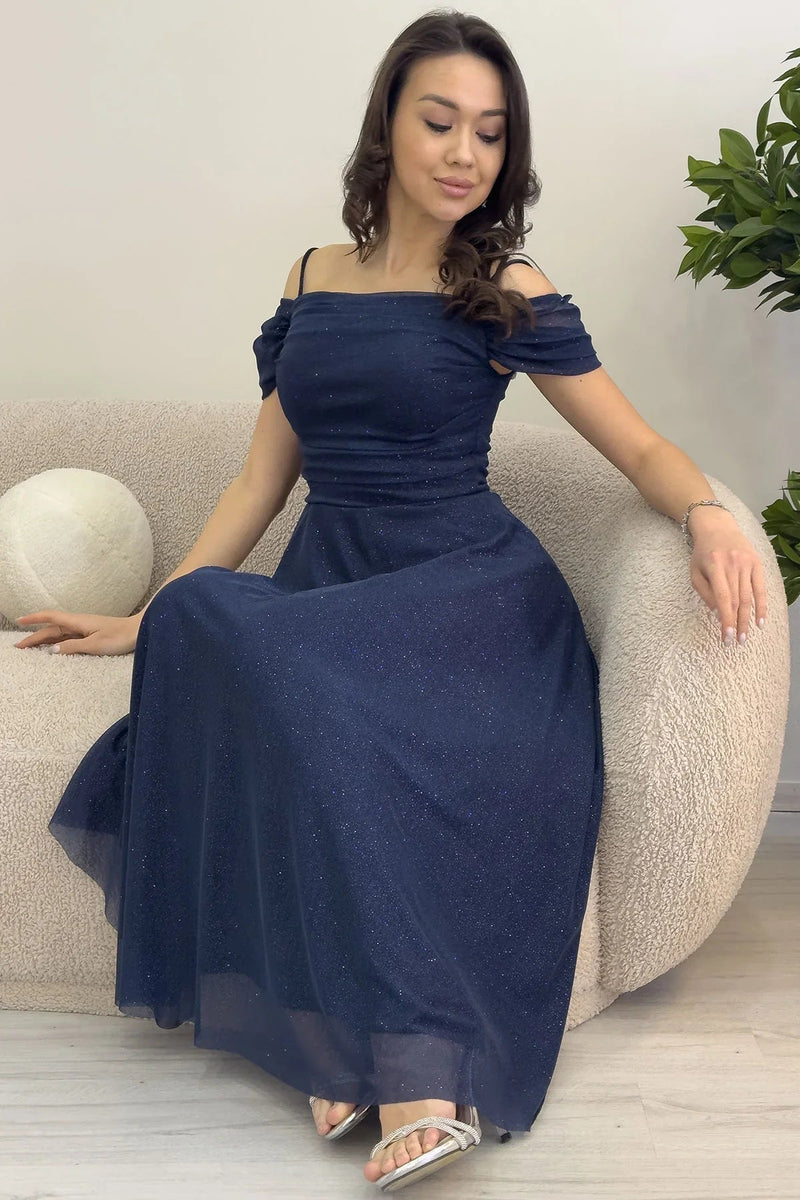 Marineblaues, mittellanges Abendkleid mit tiefem Schulterausschnitt