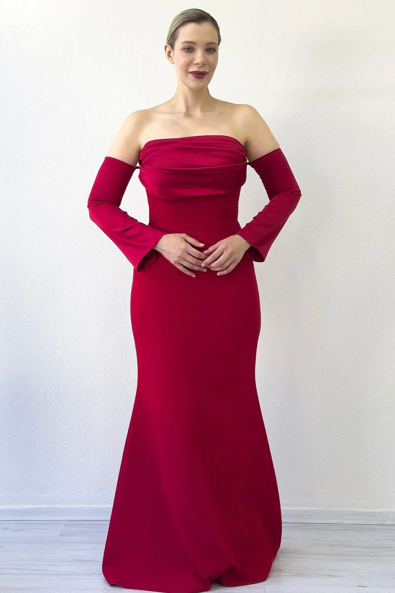Rotes trägerloses Abendkleid aus Satin mit Meerjungfrauensaum