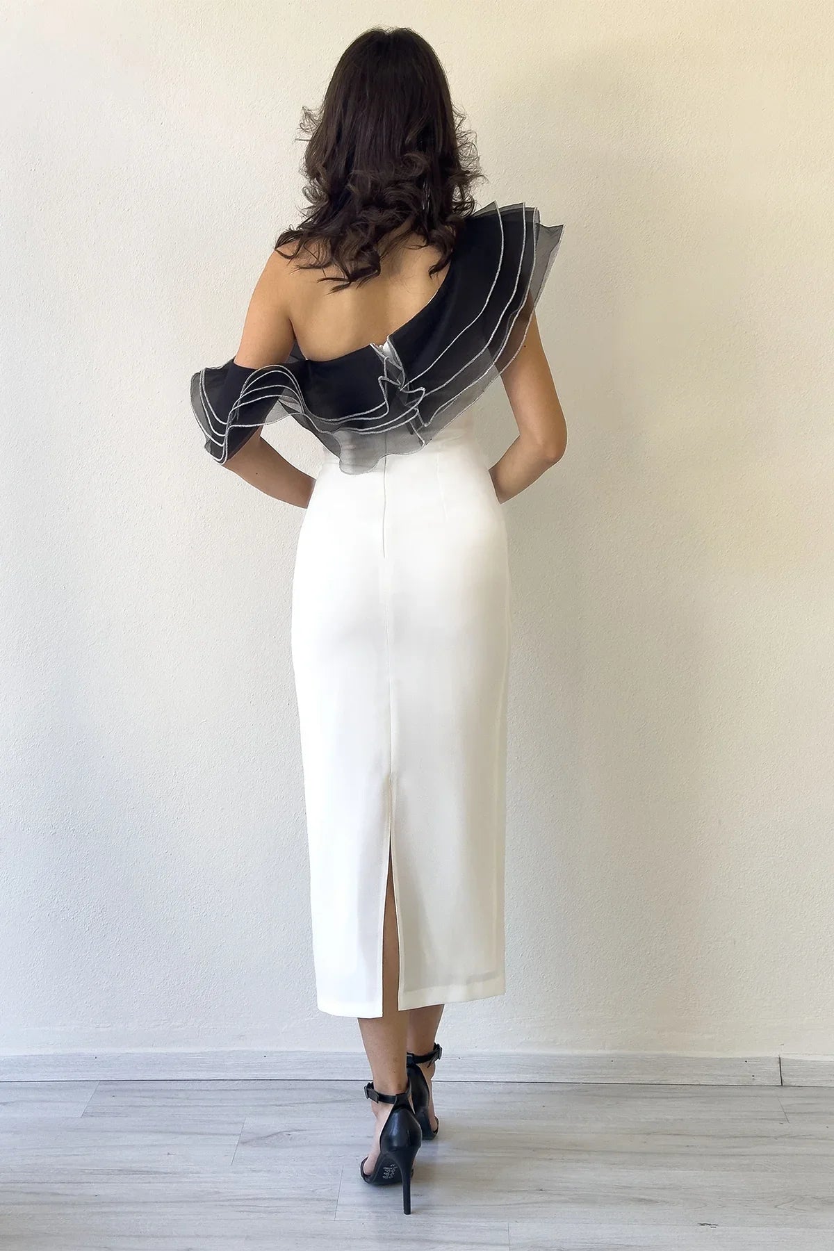 Women's White Tek Omuz Ruffle Şerit Detail Midi Pencil Dress