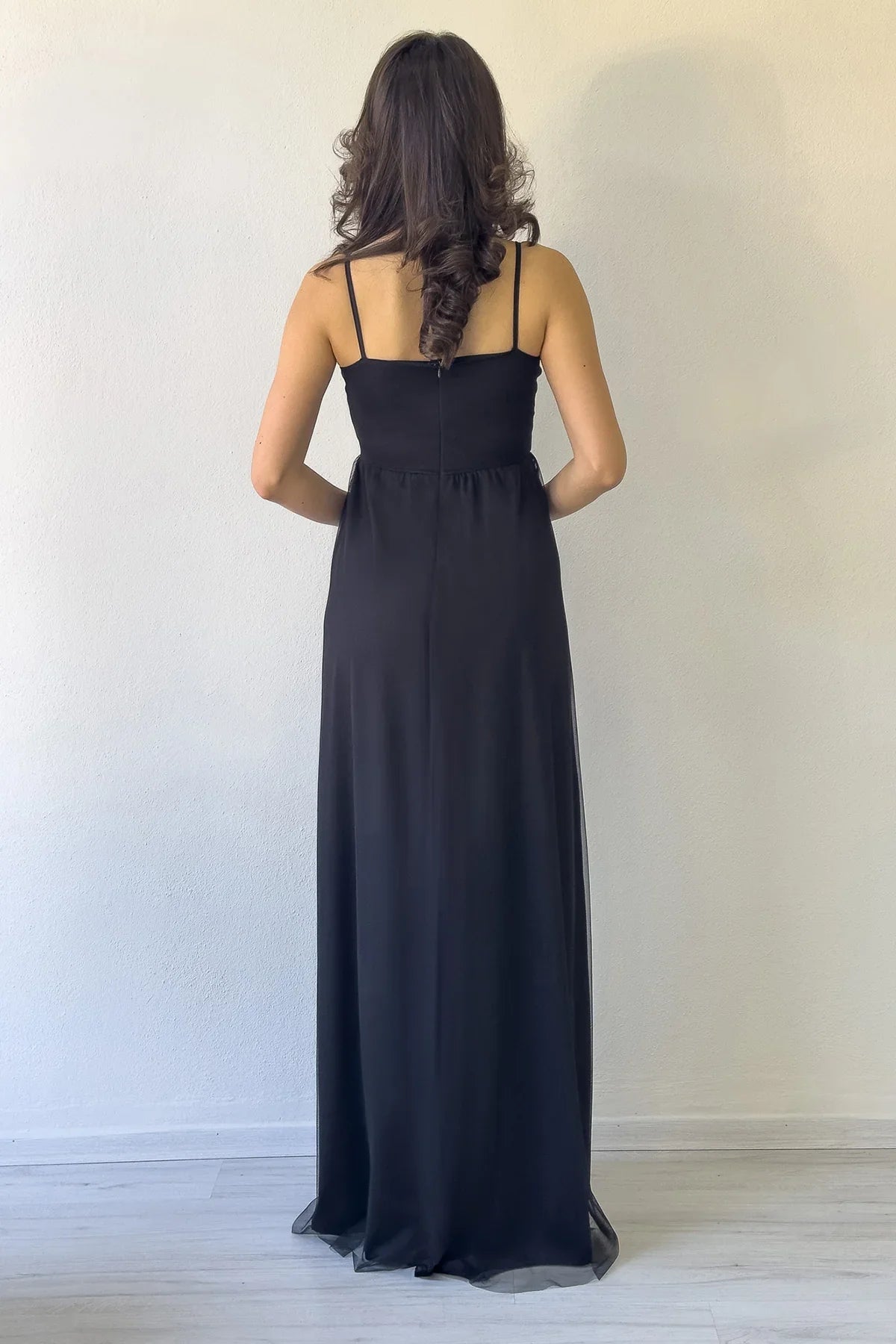 Women's Black Strap Ruffled Yırtmaç Detail Long Chiffon Evening Gown