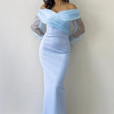 Babyblaues Maxi-Abendkleid mit Tüllmuster