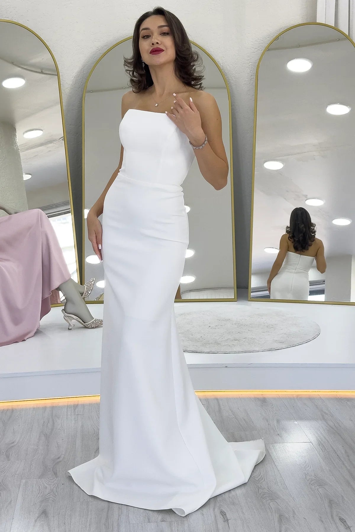 Women's White Shawl Collar Detail Strapless Mermaid Bridal Gown