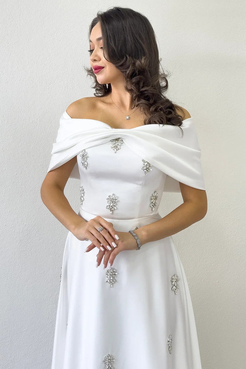 Women's White Fiyonk Neck Crystal Embellished Satin Evening Gown