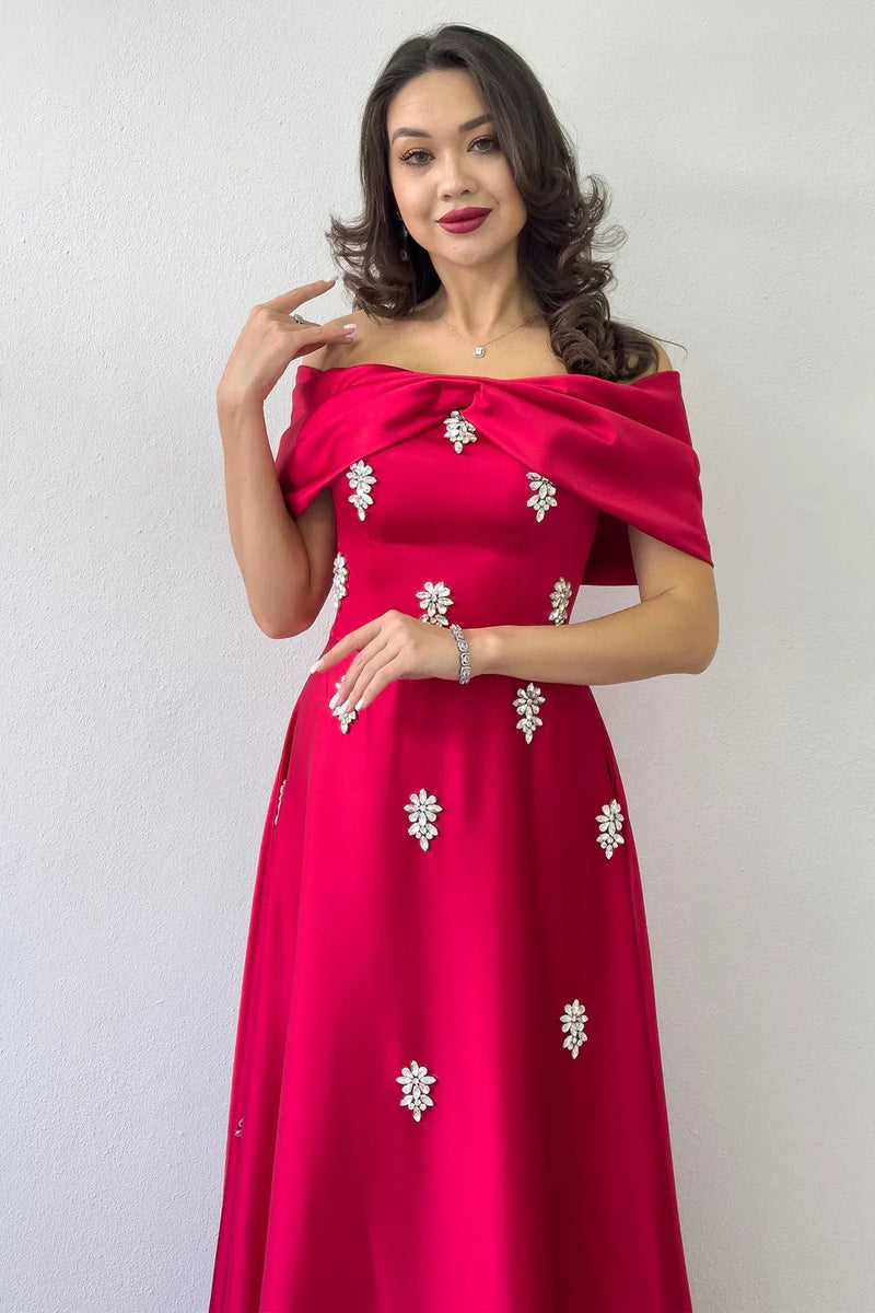 Women's Red Fiyonk Neck Crystal Embellished Satin Evening Gown