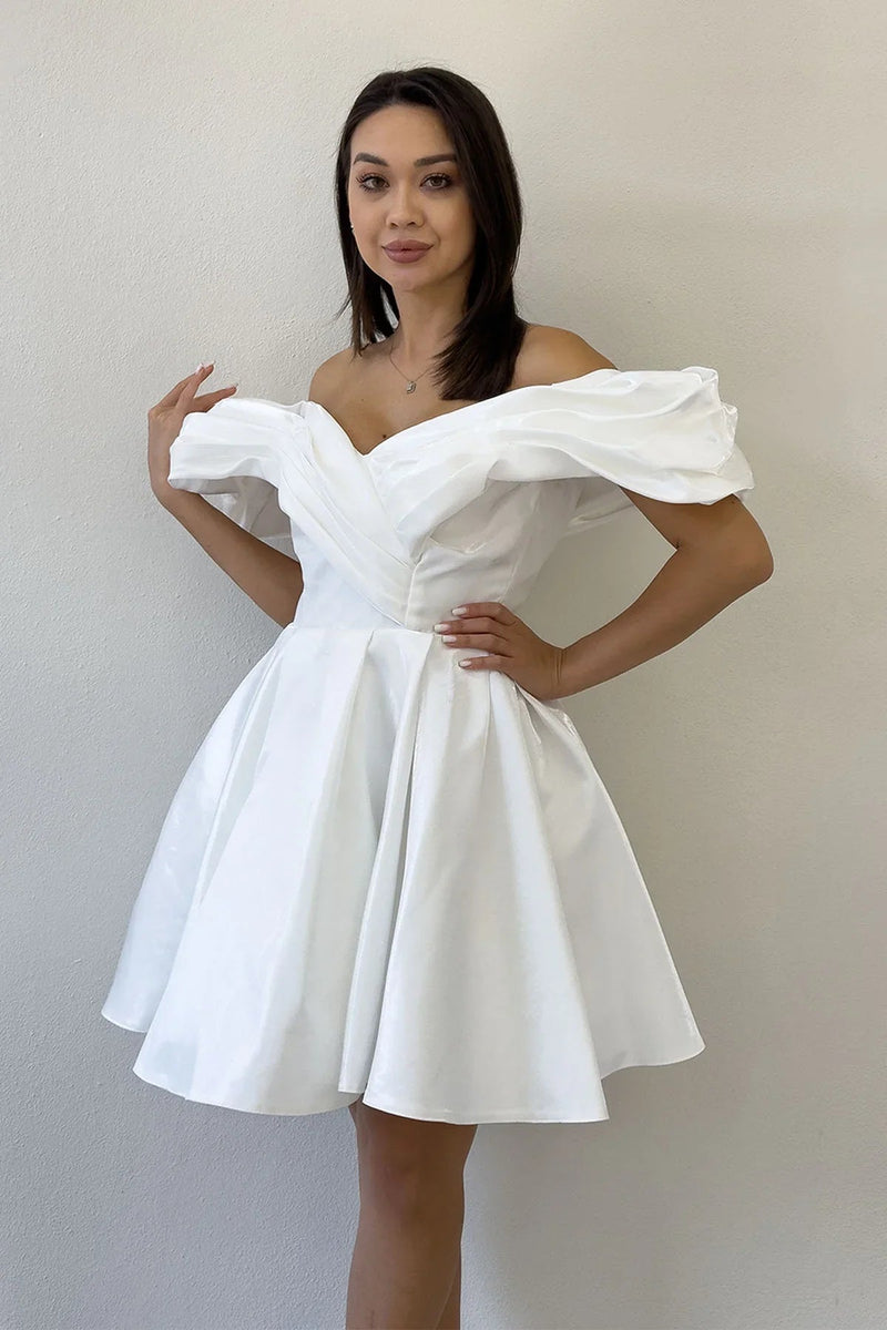 Weißes schulterfreies Mini-Abendkleid
