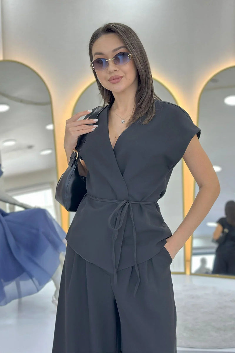 Women's Black Bol Paça Dökümlü Tie Vest Pants Two-Piece Set