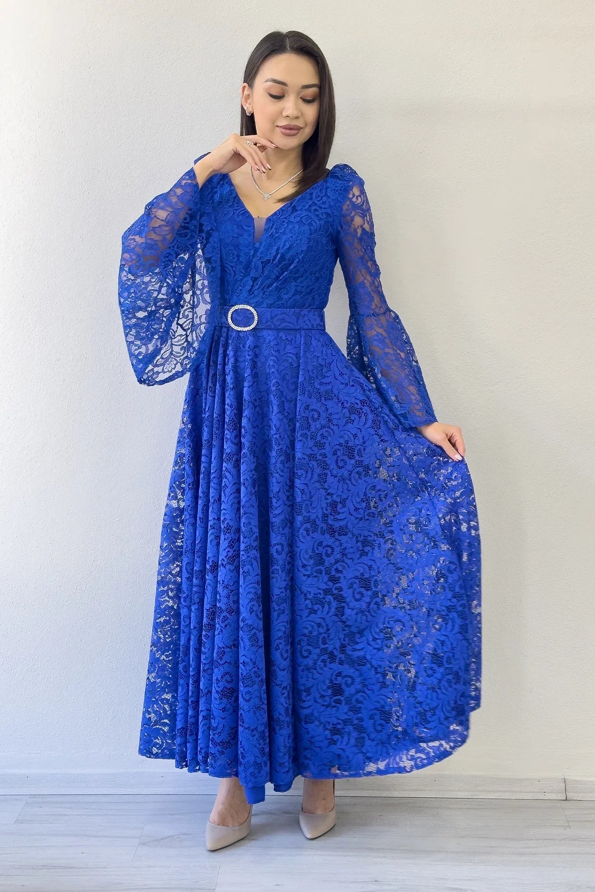 Women's Saxe Blue Wrap Neck Kemer Detail Laceli Long Sleeve Midi Dress