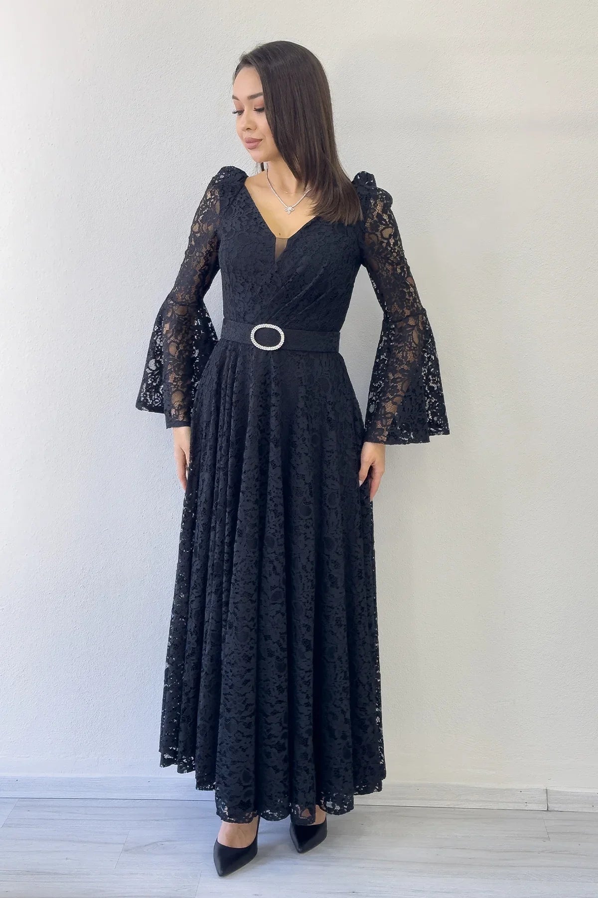 Women's Black Wrap Neck Kemer Detail Laceli Long Sleeve Midi Dress