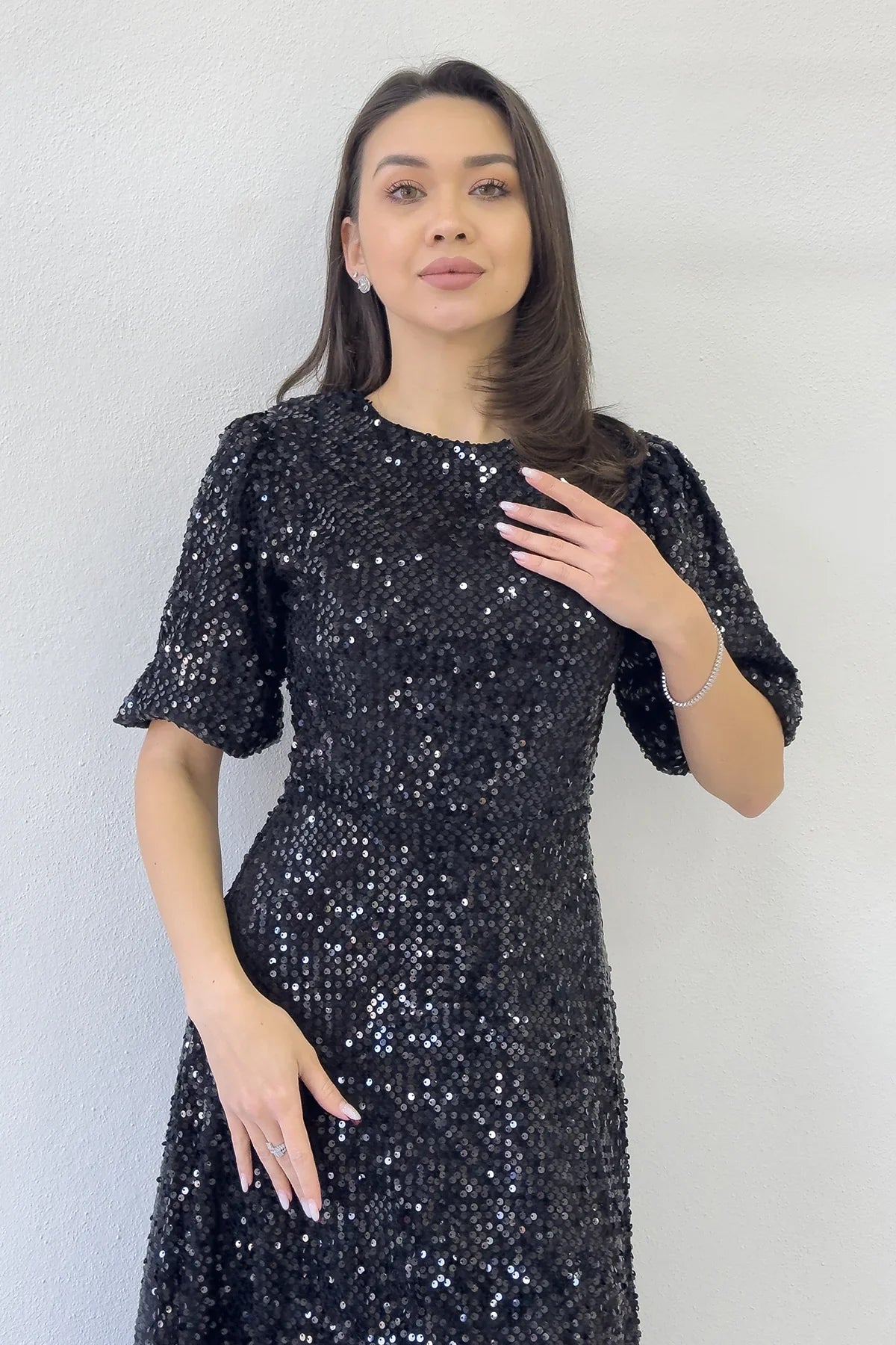 Women's Black Balloon Sleeve Sequin Midi Evening Gown