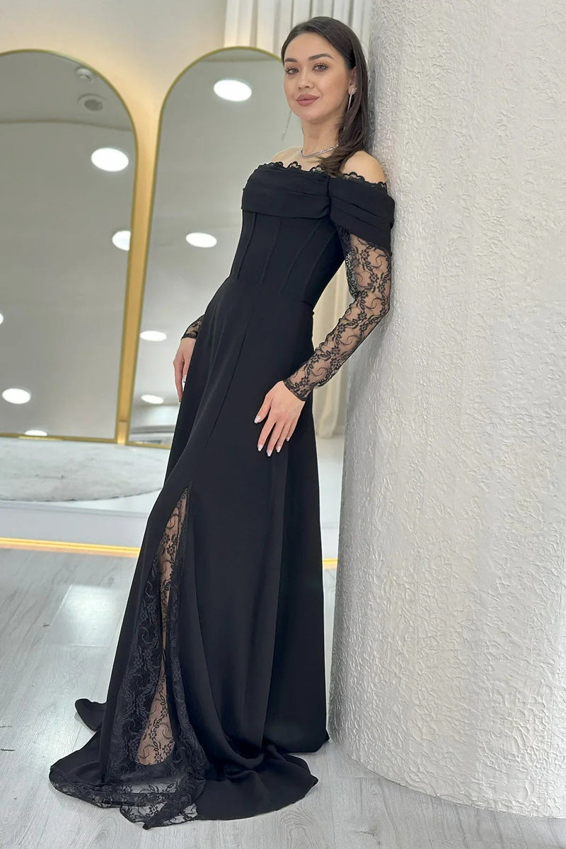 Women's Black Lace Sleeve Slit Tasarım Evening Gown