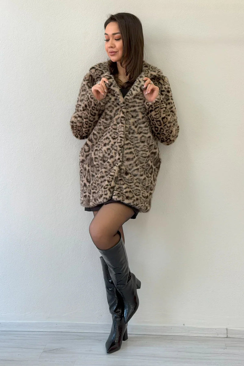 Women's Beige Leopard Print Snap Button Faux Fur