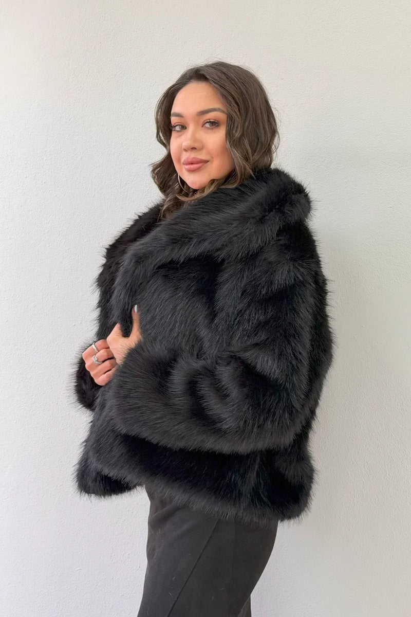 Women's Black Necklı Lined Premium Faux Fur