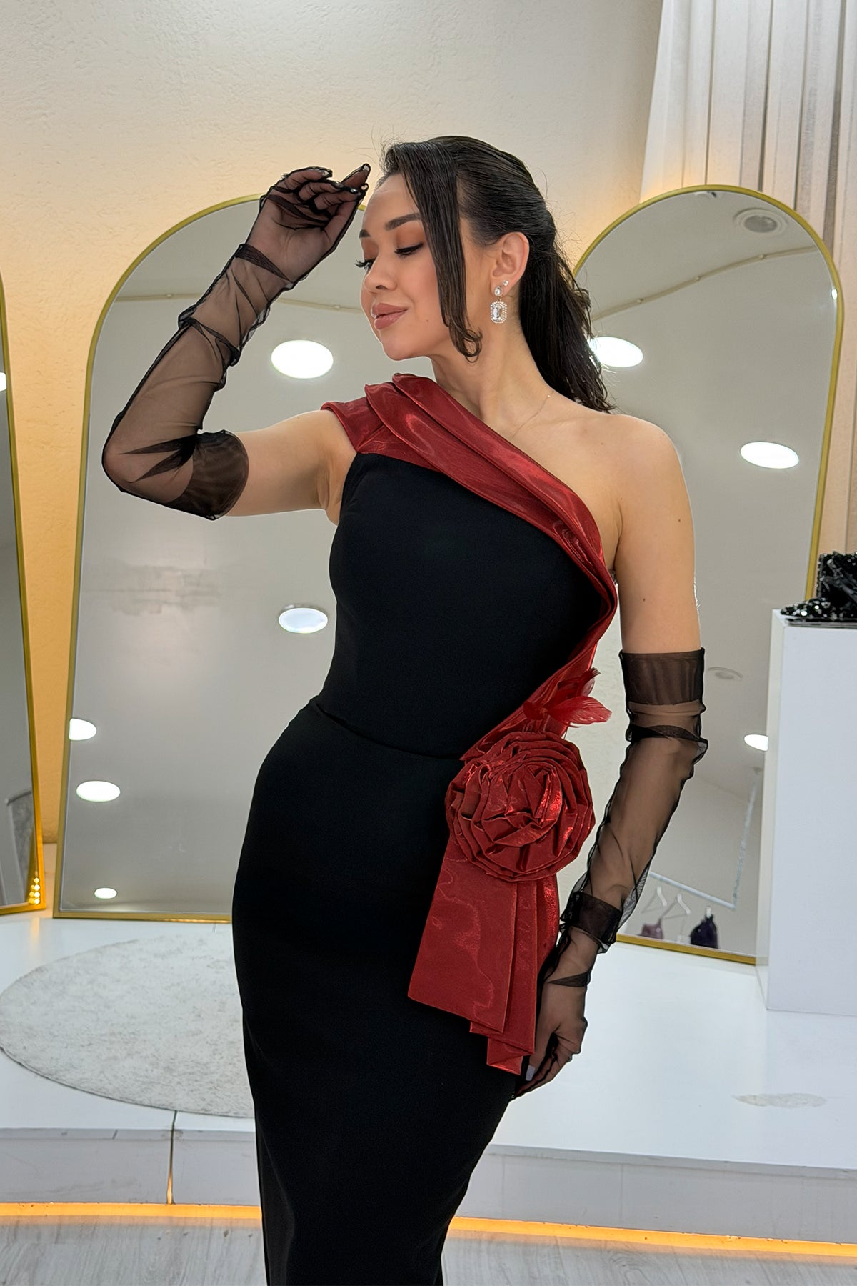 Women's One-Shoulder Burgundy Striped Rose Detail Mermaid Evening Dress