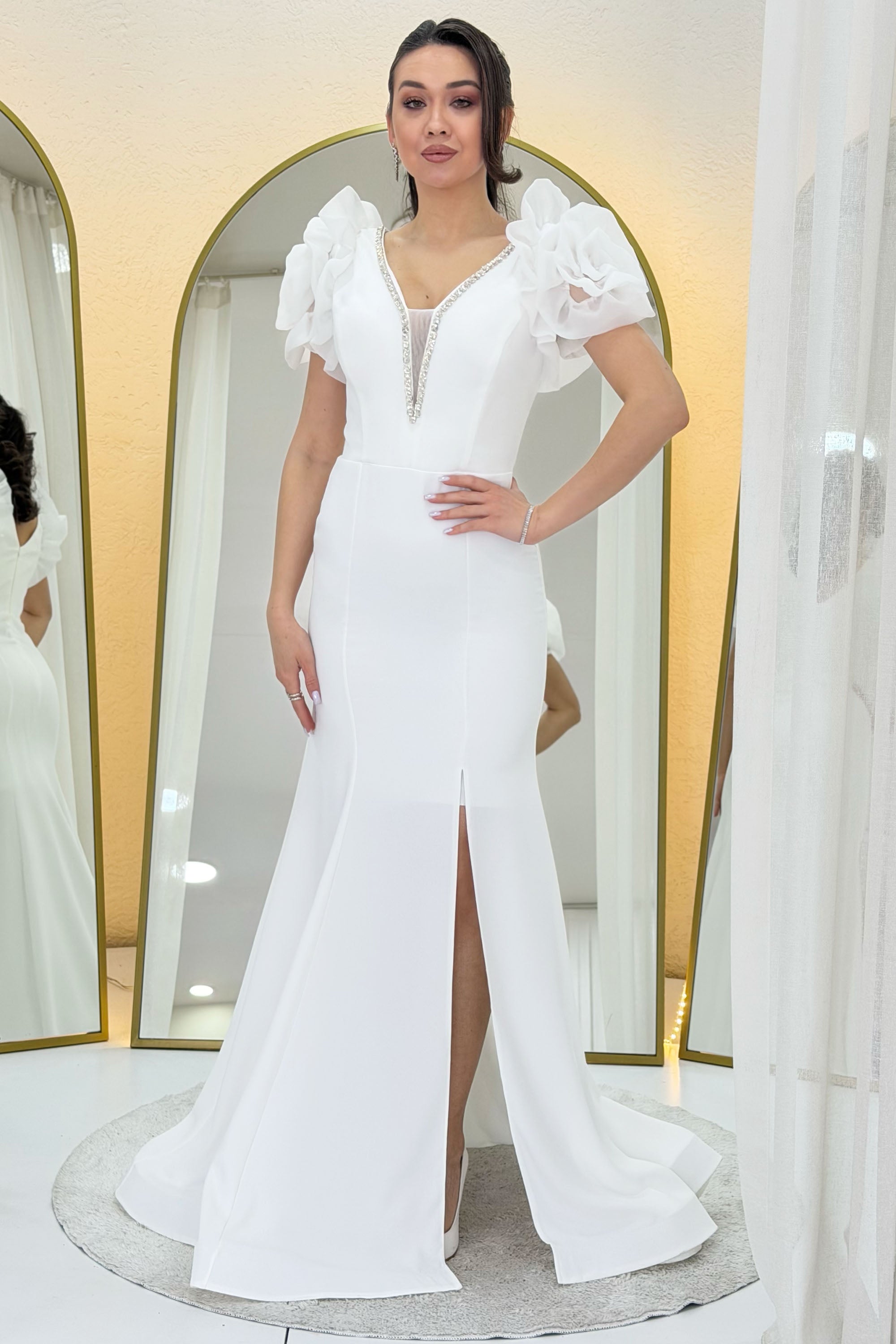 White Shoulder Rose Detail V-Neck Stone Embroidered Slit Wedding Dress