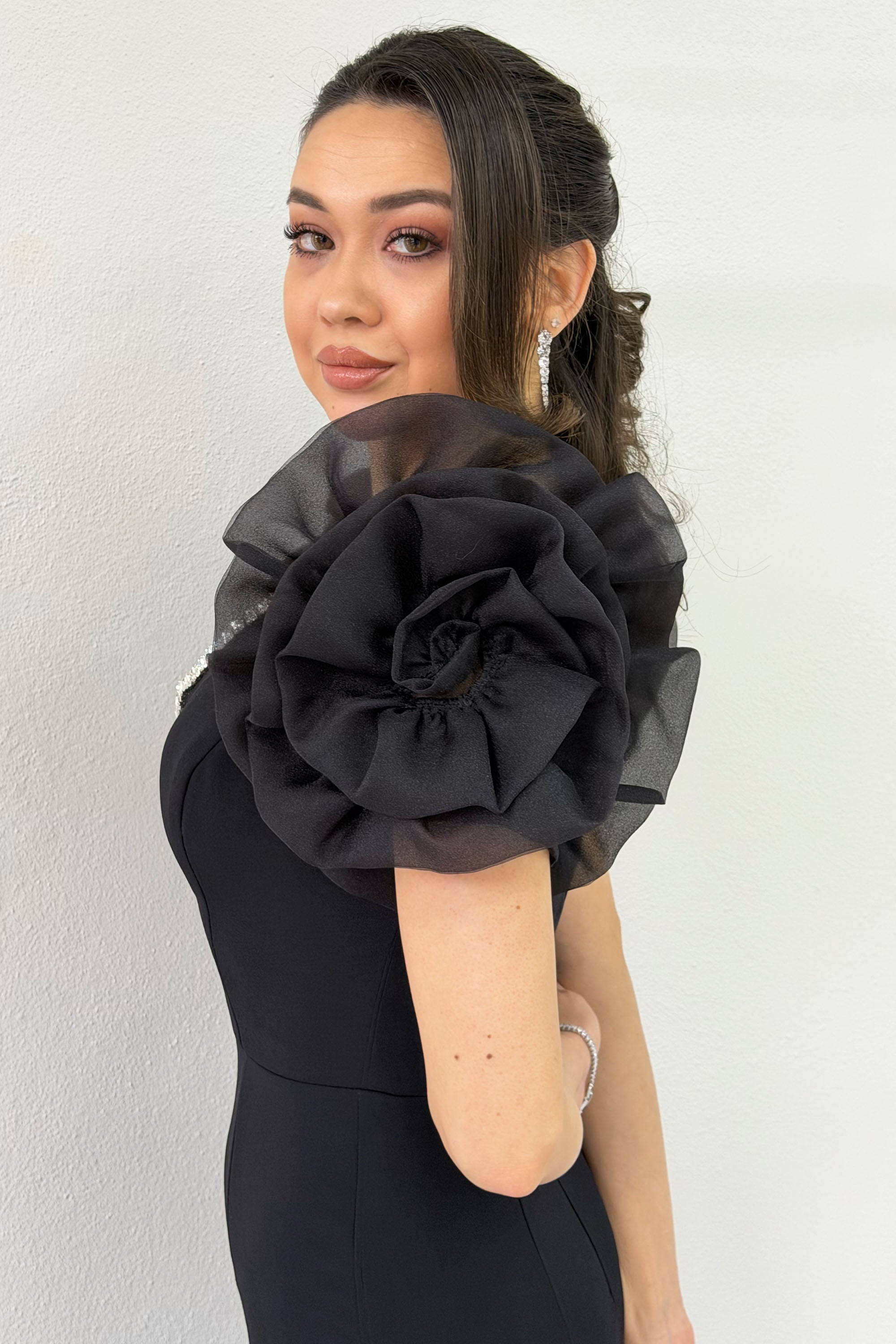 Black Off-Shoulder Rose Detail V-Neck Stone Embroidered Slit Evening Dress