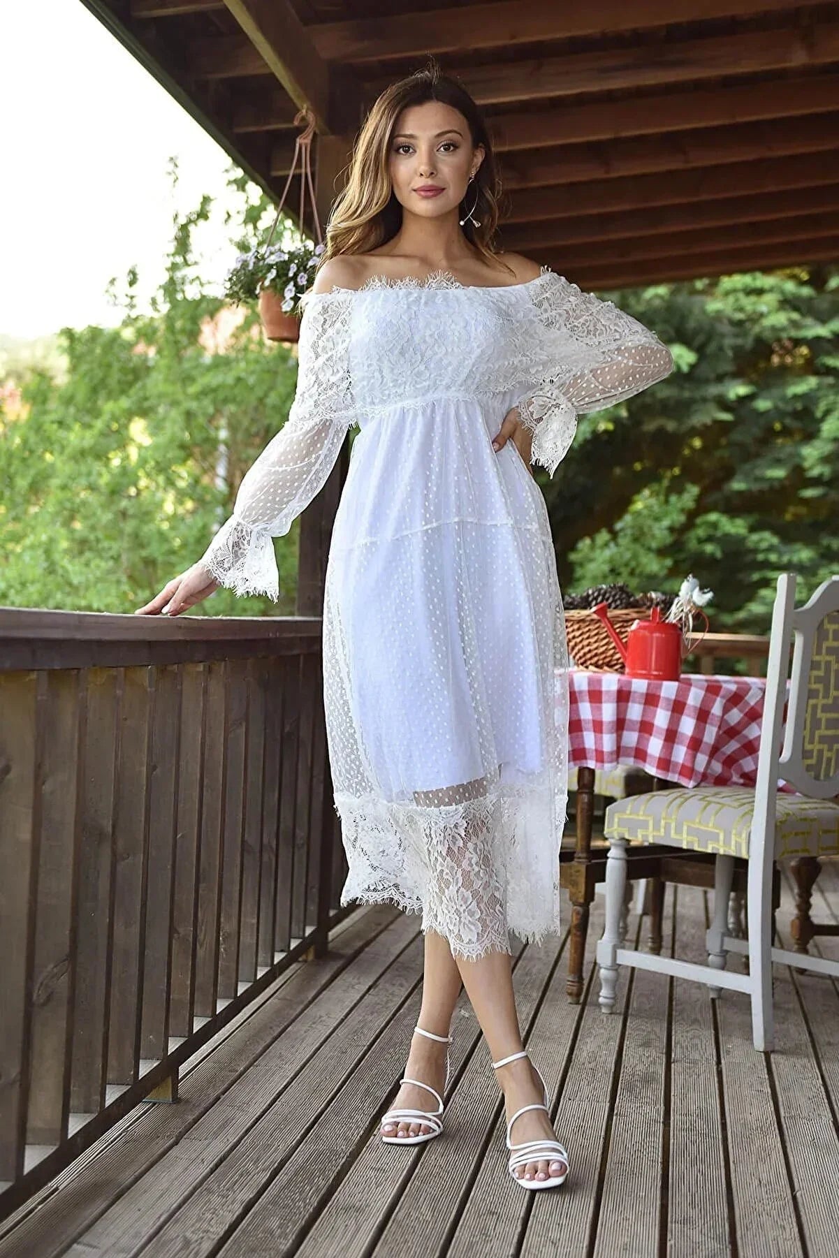 Women's White Tulle Carmen Neck Madonna Güpür Dress