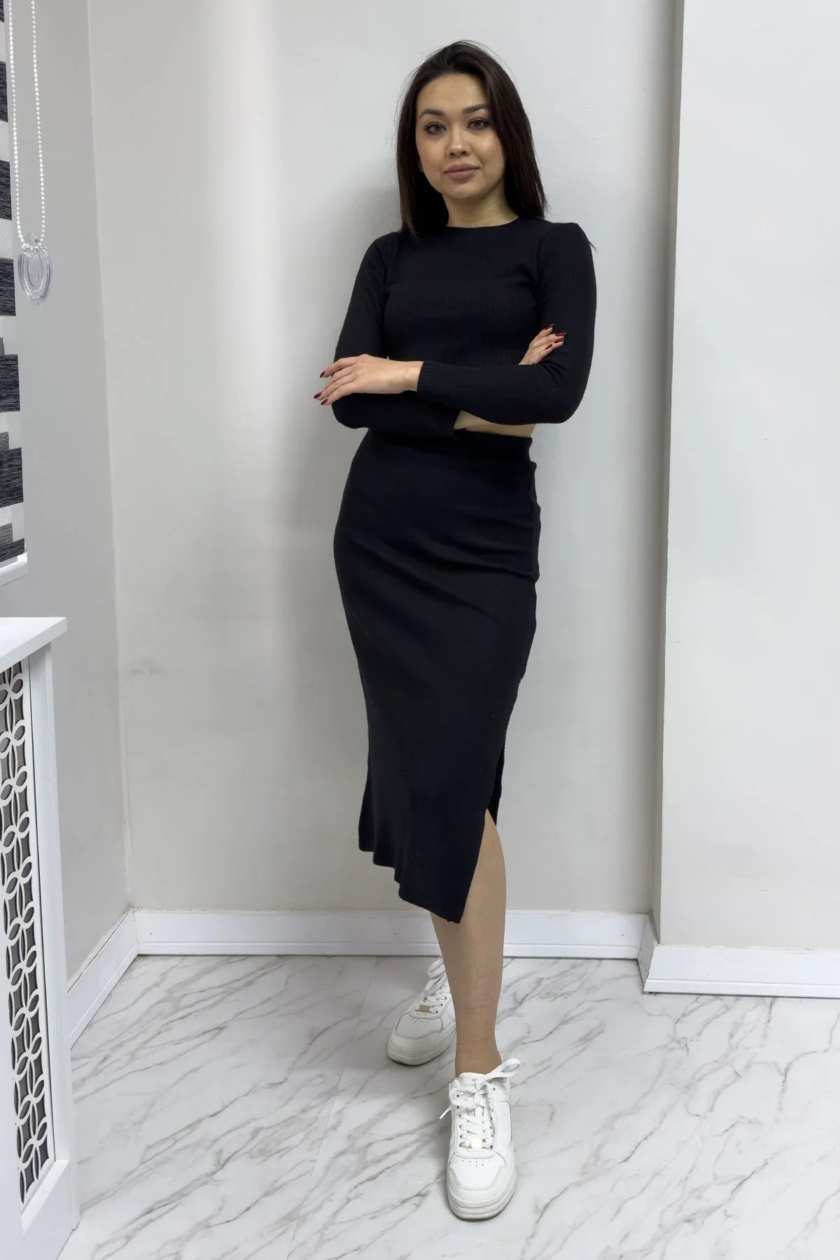 Women's Black Skirt Crop Two-Piece Set