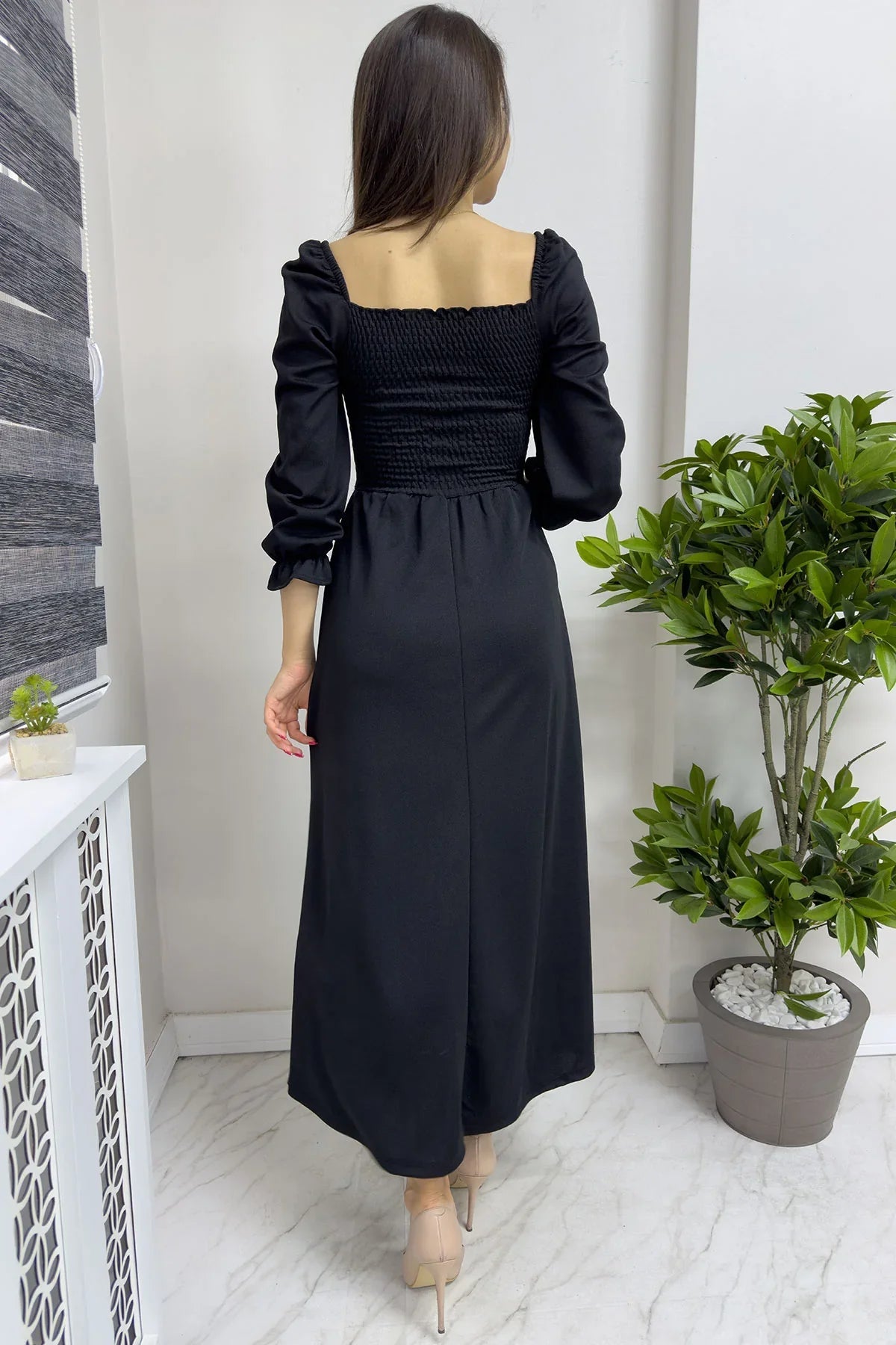 Women's Black Gipeli Square Neck Dress