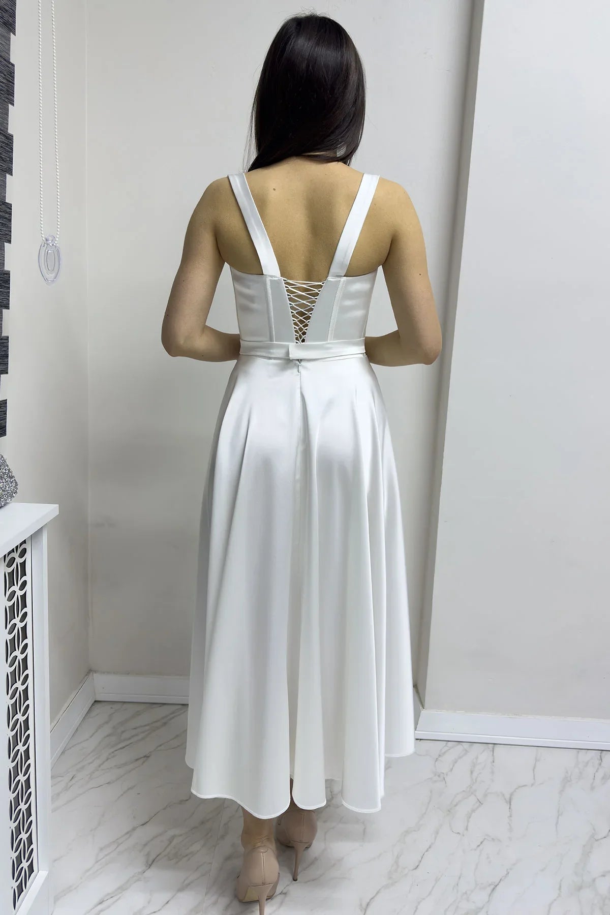 Women's White Gloplu Sırtı Bağcıklı Satin Strap Midi Evening Gown