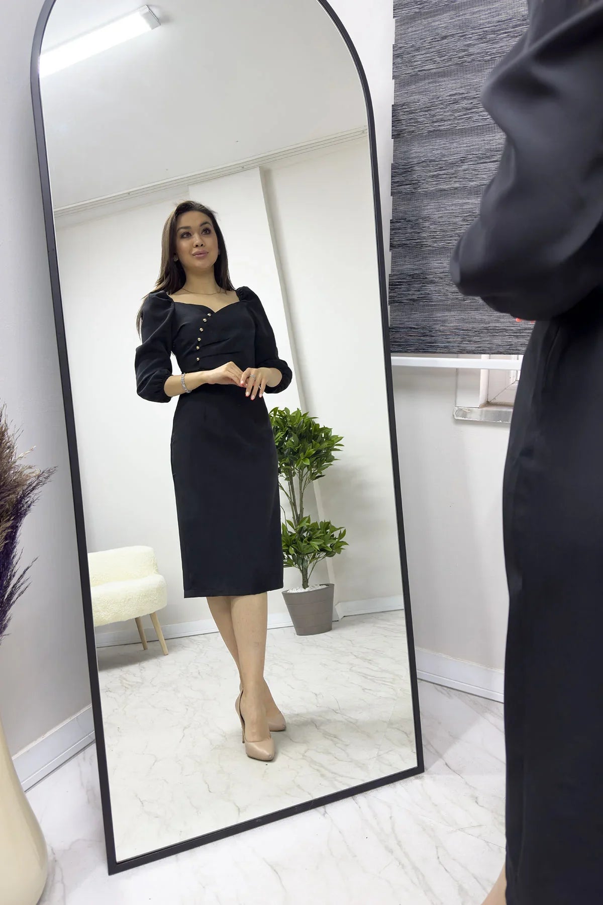 Women's Black Belted Düğme Detail Balloon Sleeve Pencil Dress