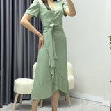 فستان ميدي أخضر من الكريب