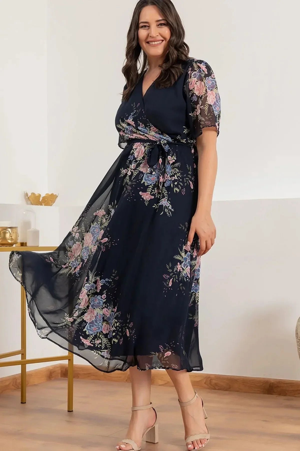 Women's Navy Blue Floral Short Sleeve Lined Plus Size Chiffon Dress