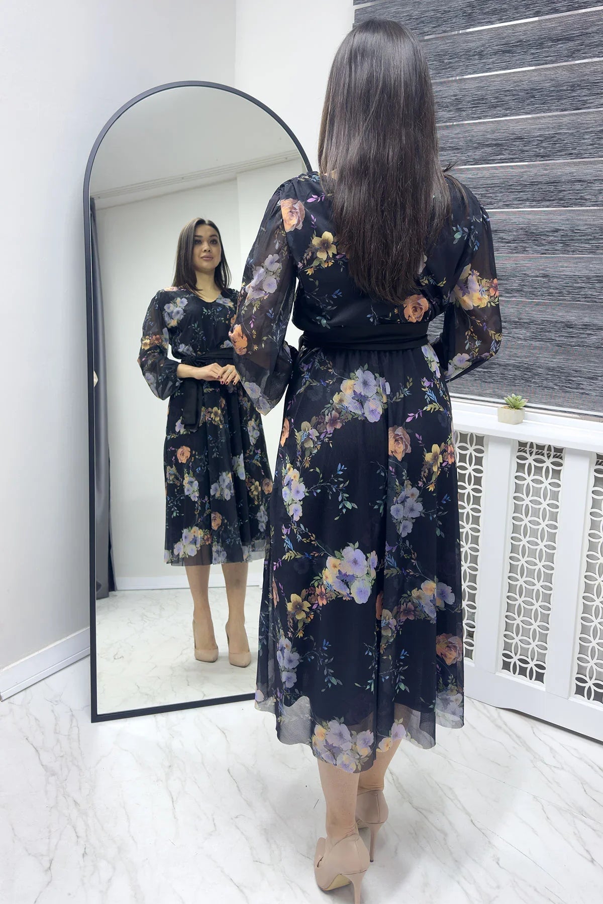 Women's Black Floral V-Neck Midi Chiffon Plus Size Dress