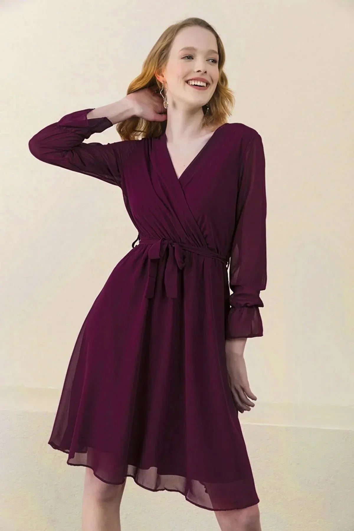 Women's Purple Wrap Neck Chiffon Plus Size Short Dress