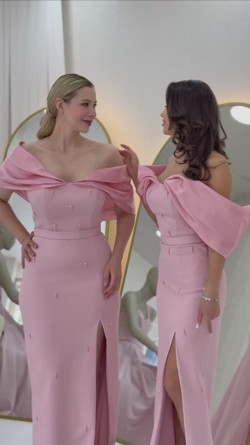 Women's Powder Pink Boat Neck Boncuk Detail Slit Evening Gown