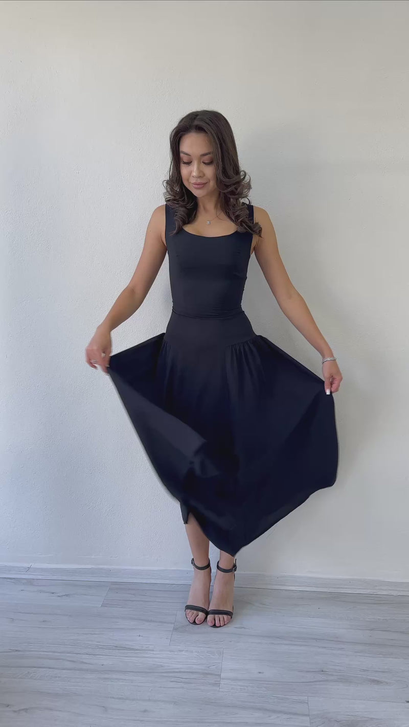 Women's Black Square Neck Thick Strap Flared Dress