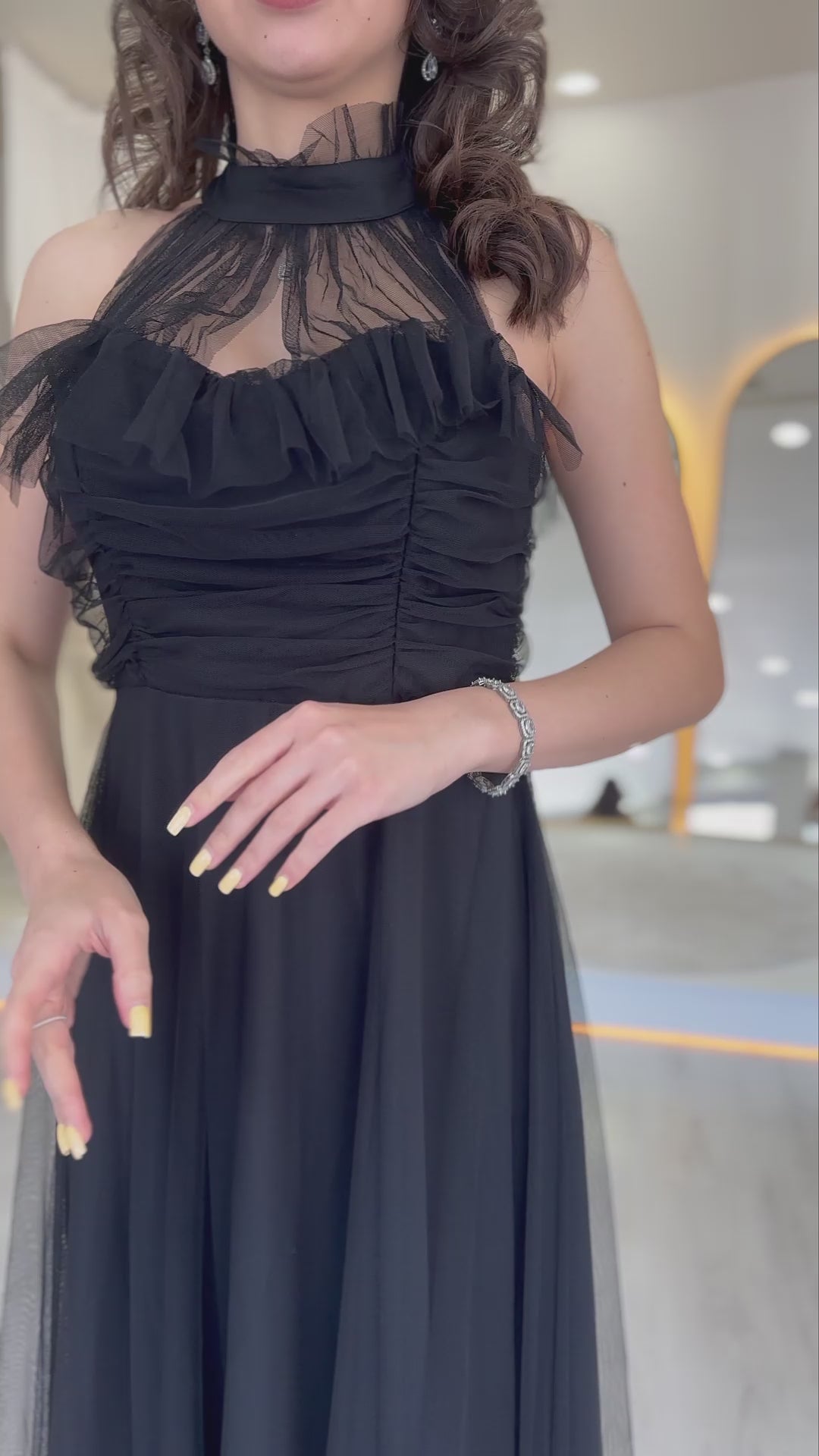 Women's Black Drapedd Sleevesuz Tulle Evening Gown