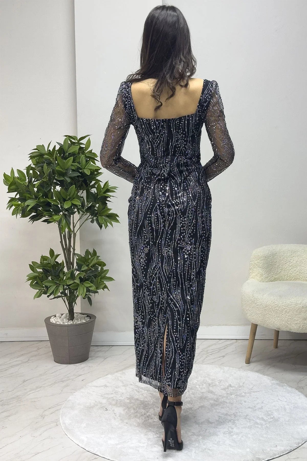 Women's Black Square Neck Silver Glitter Long Sleeve Midi Evening Gown - the ZKS