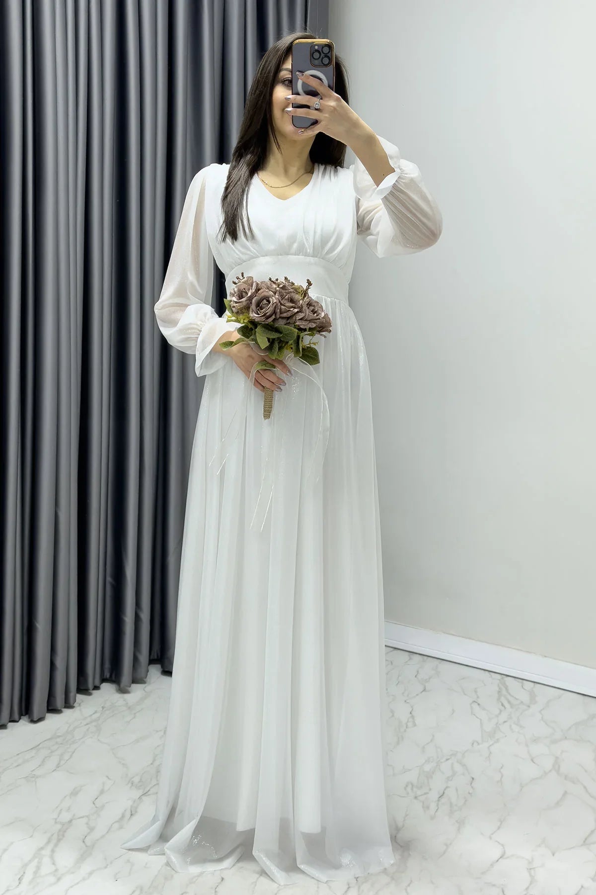 Women's Glitter White V-Neck Tulle Evening Gown